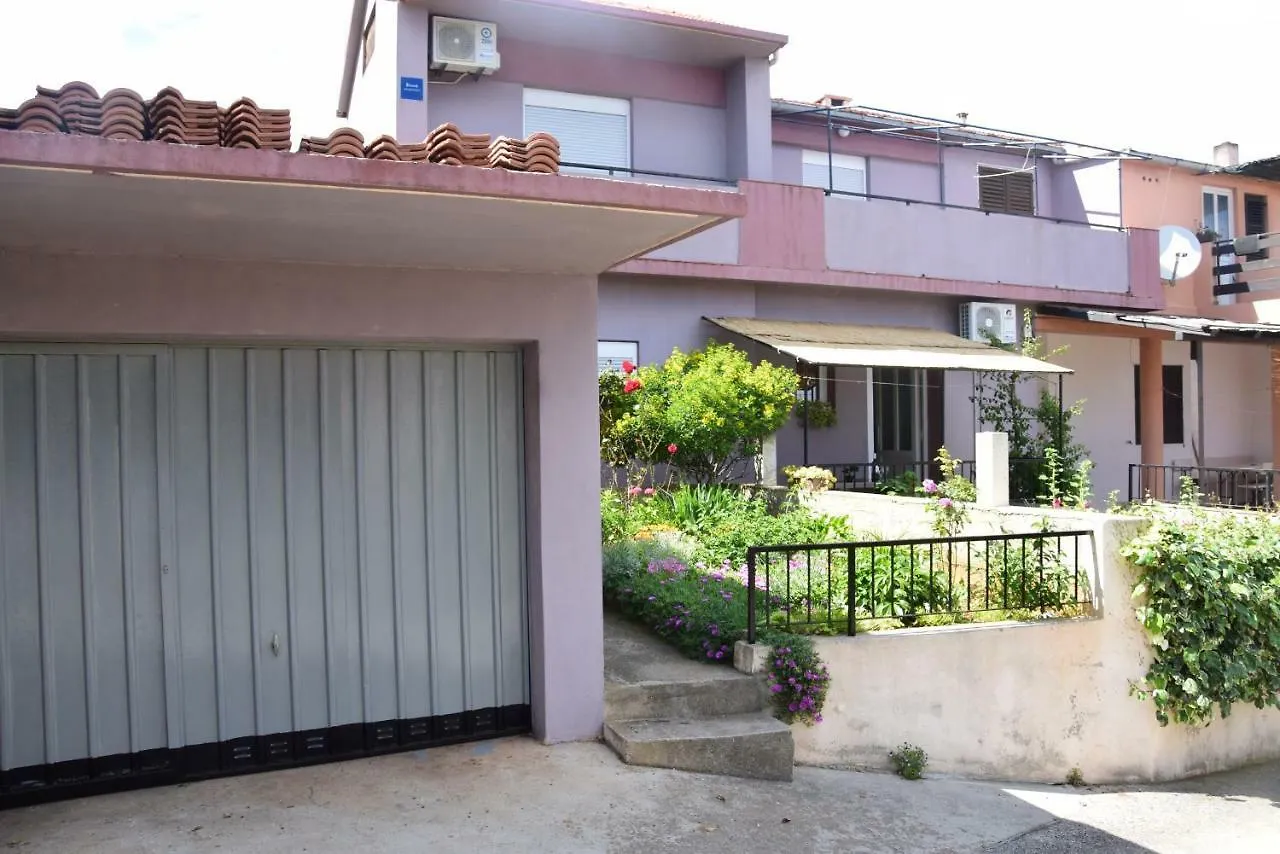Apartman Ana Sali