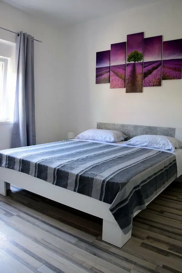 Apartman Ana Sali