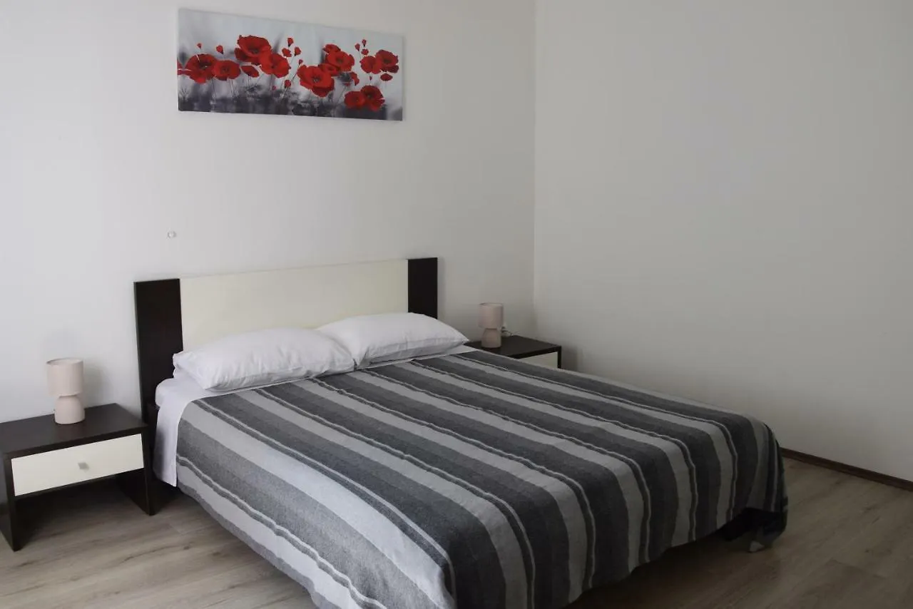 Διαμέρισμα Apartman Ana Sali