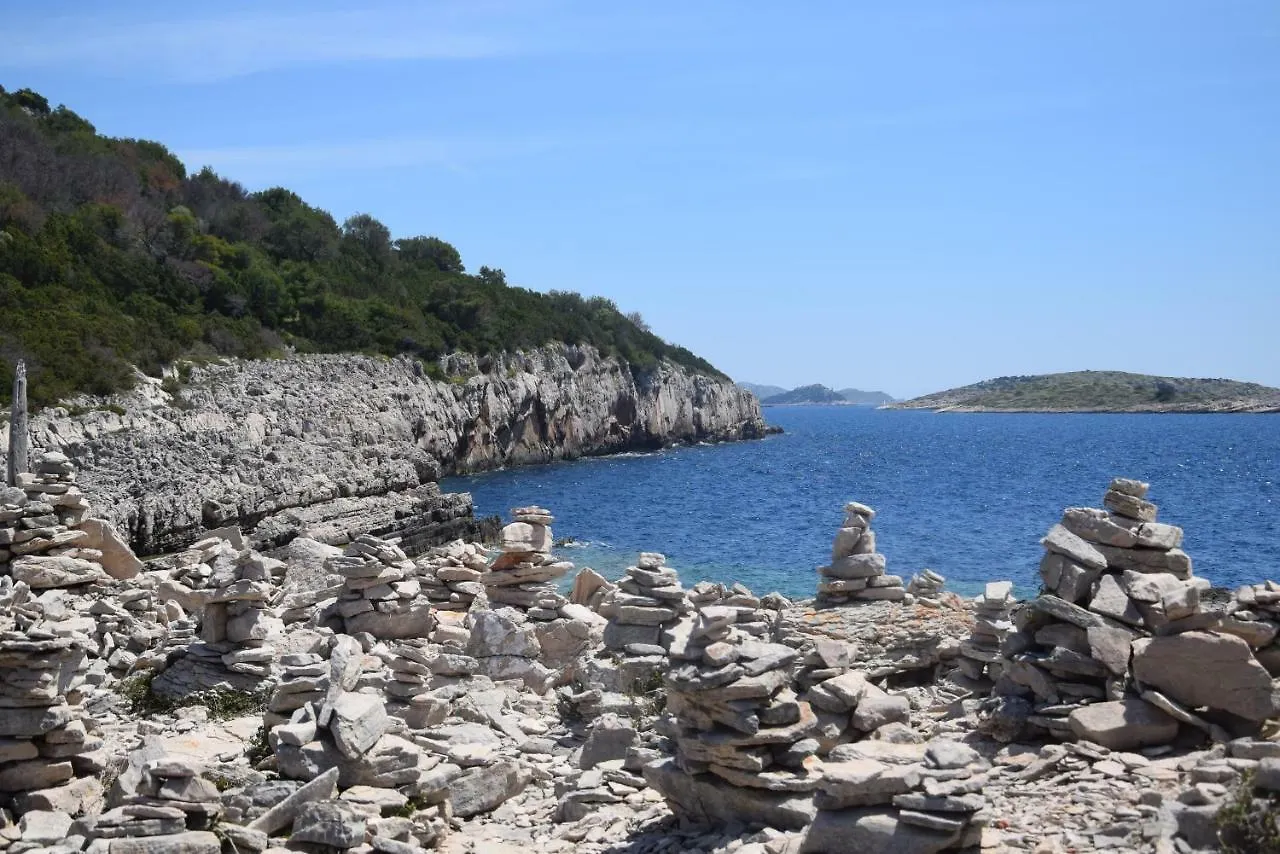Διαμέρισμα Apartman Ana Sali
